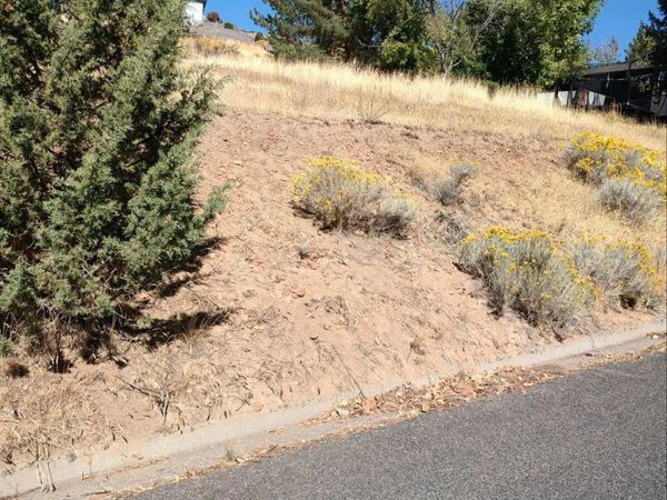 Lot 8 Ridge Crest Drive, Klamath Falls, OR 97601
