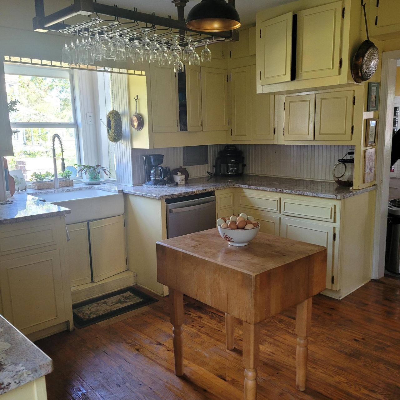 106 Church Street Photo 33