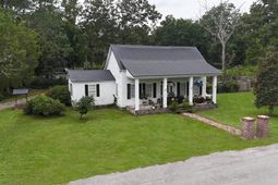 106 Church Street photo 4