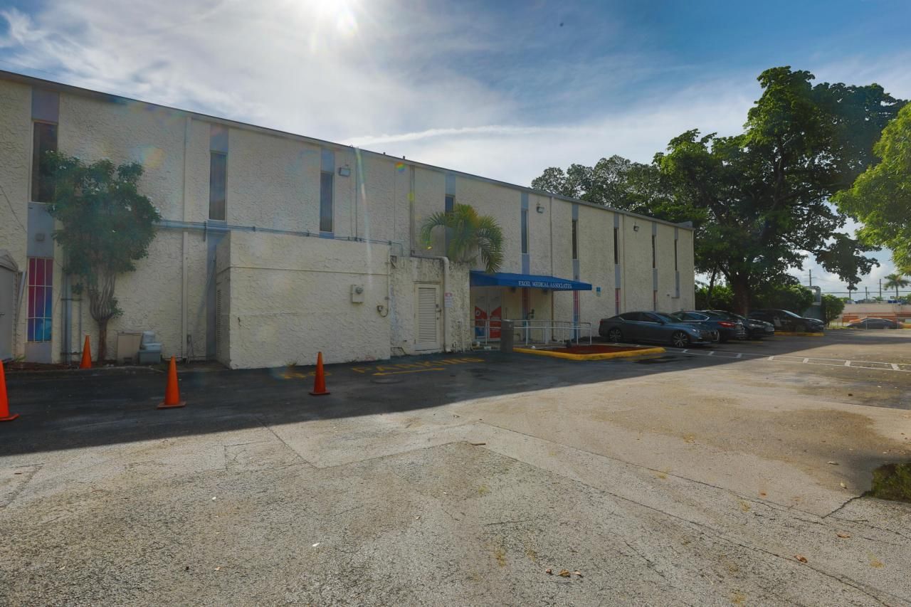 15490 NW 7th Avenue, Unit 205 B, Miami, FL 33169 Photo