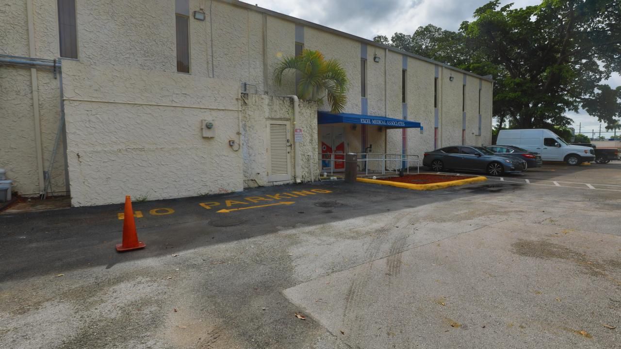 15490 NW 7th Avenue, Unit 206b, Miami, FL 33169 Photo