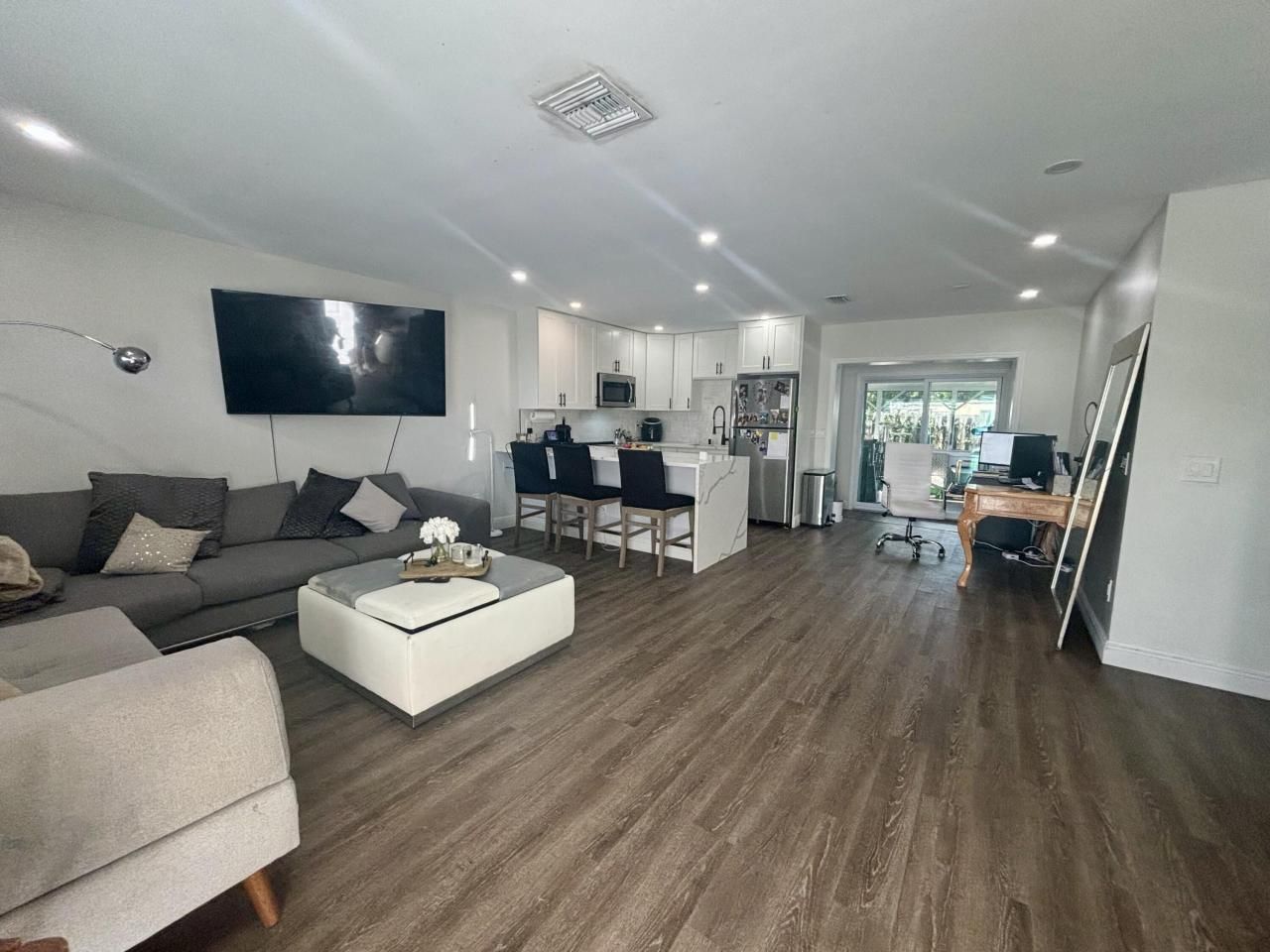 5027 Michigan Av., Unit 16b, West Palm Beach, FL 33415 Photo