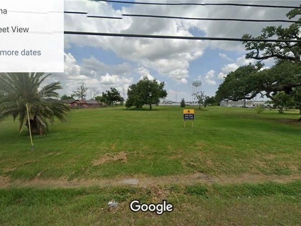 546 W 5TH Street, LaPlace, LA 70068