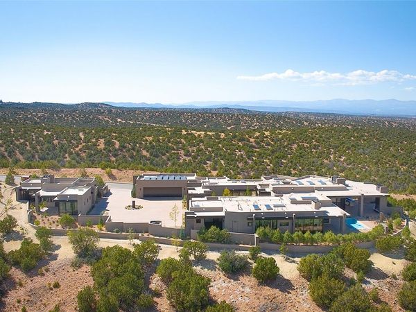3275 Monte Sereno Drive, Santa Fe, NM 87506