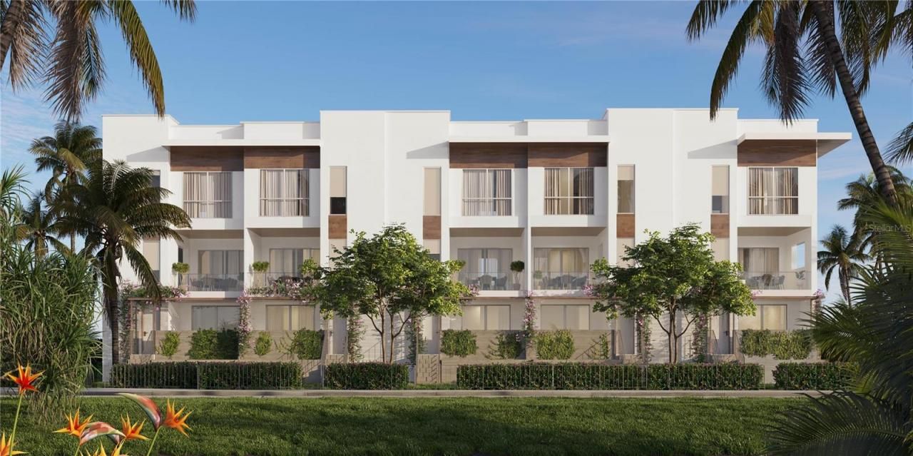 1028 Sunset Point Road, Unit R8, Clearwater, FL 33755 Photo