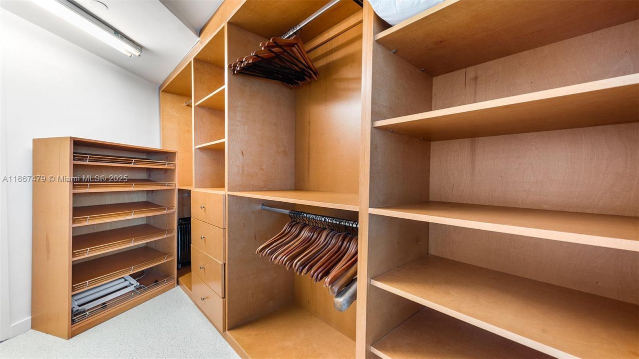 101 20th St Th B, Unit TH-B 1505, Miami Beach, FL 33139 Photo