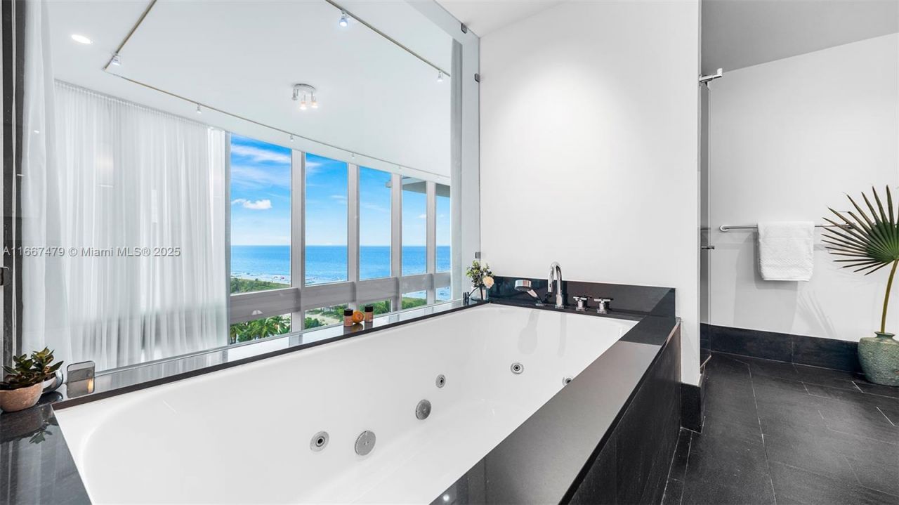 101 20th St Th B, Unit TH-B 1505, Miami Beach, FL 33139 Photo