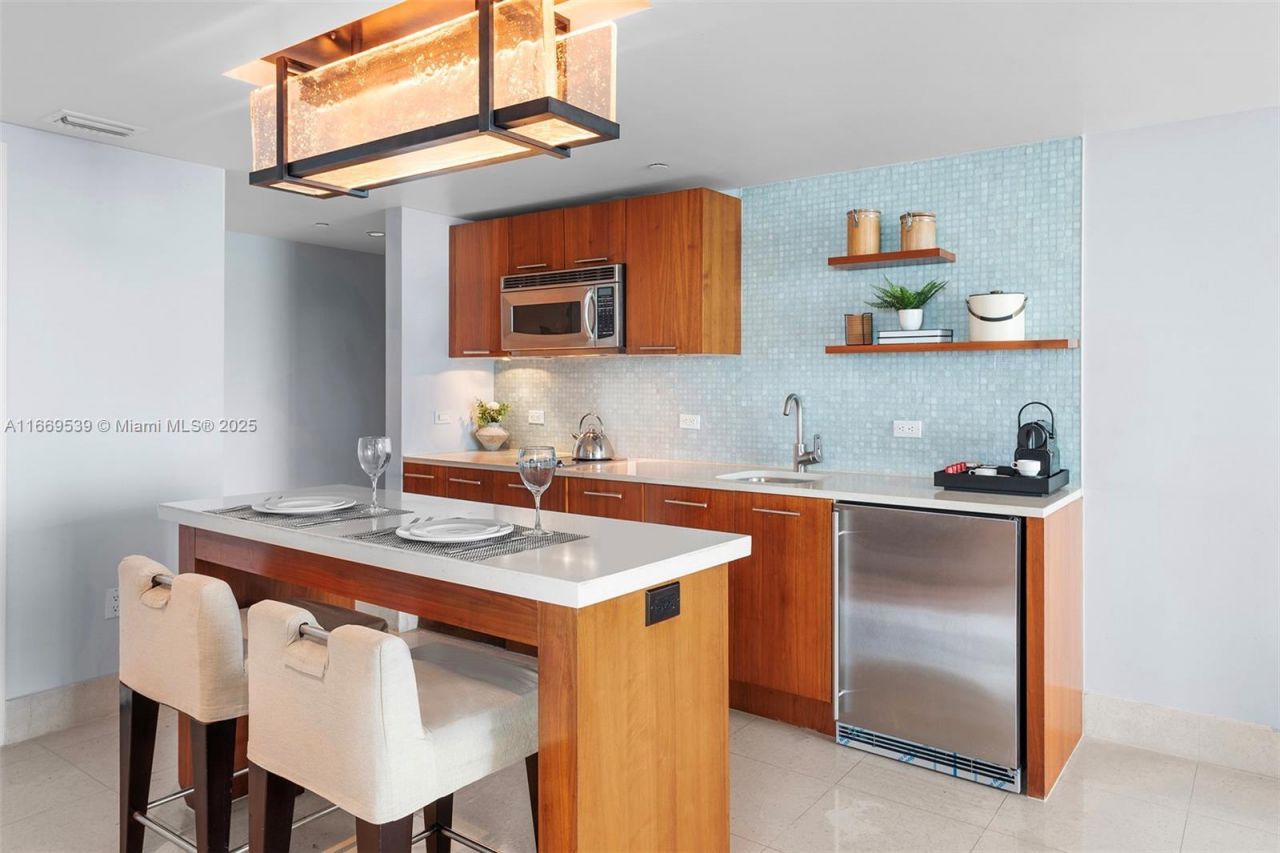 Please Call For Address, Unit 522, Miami Beach, FL 33141 Photo