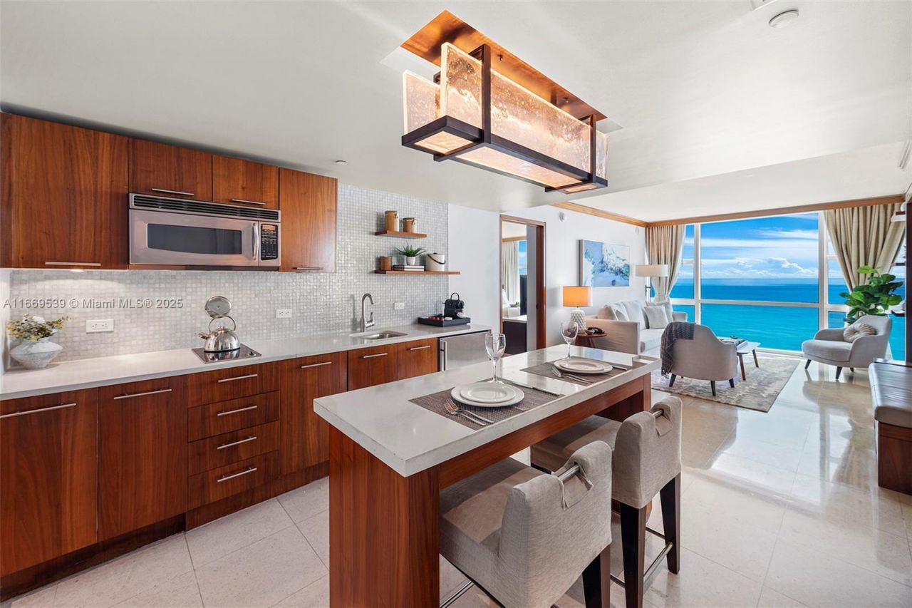 Please Call For Address, Unit 522, Miami Beach, FL 33141 Photo