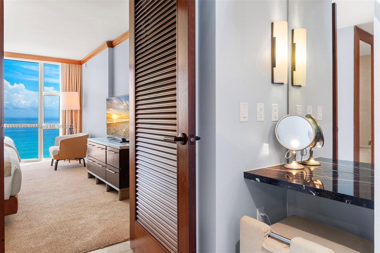 Please Call For Address, Unit 522, Miami Beach, FL 33141 Photo
