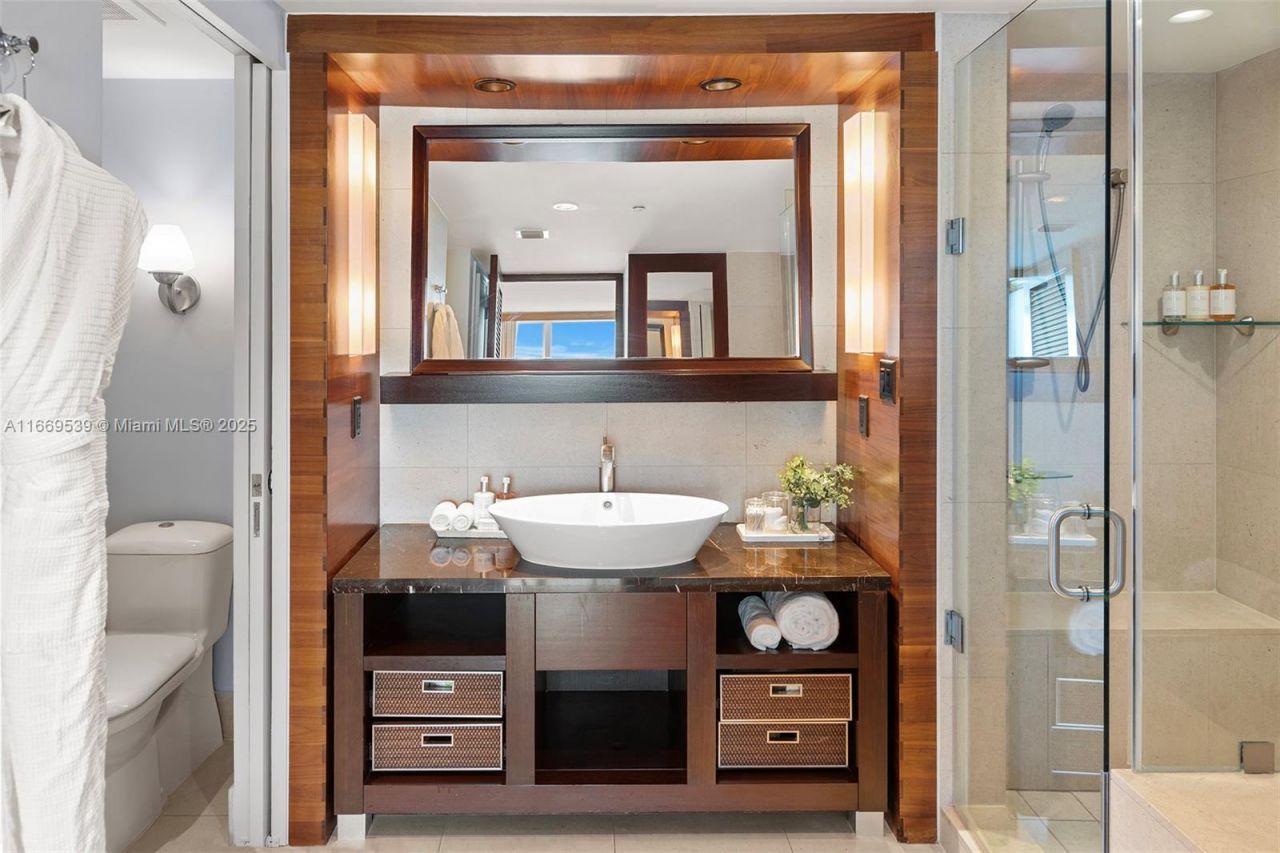 Please Call For Address, Unit 522, Miami Beach, FL 33141 Photo