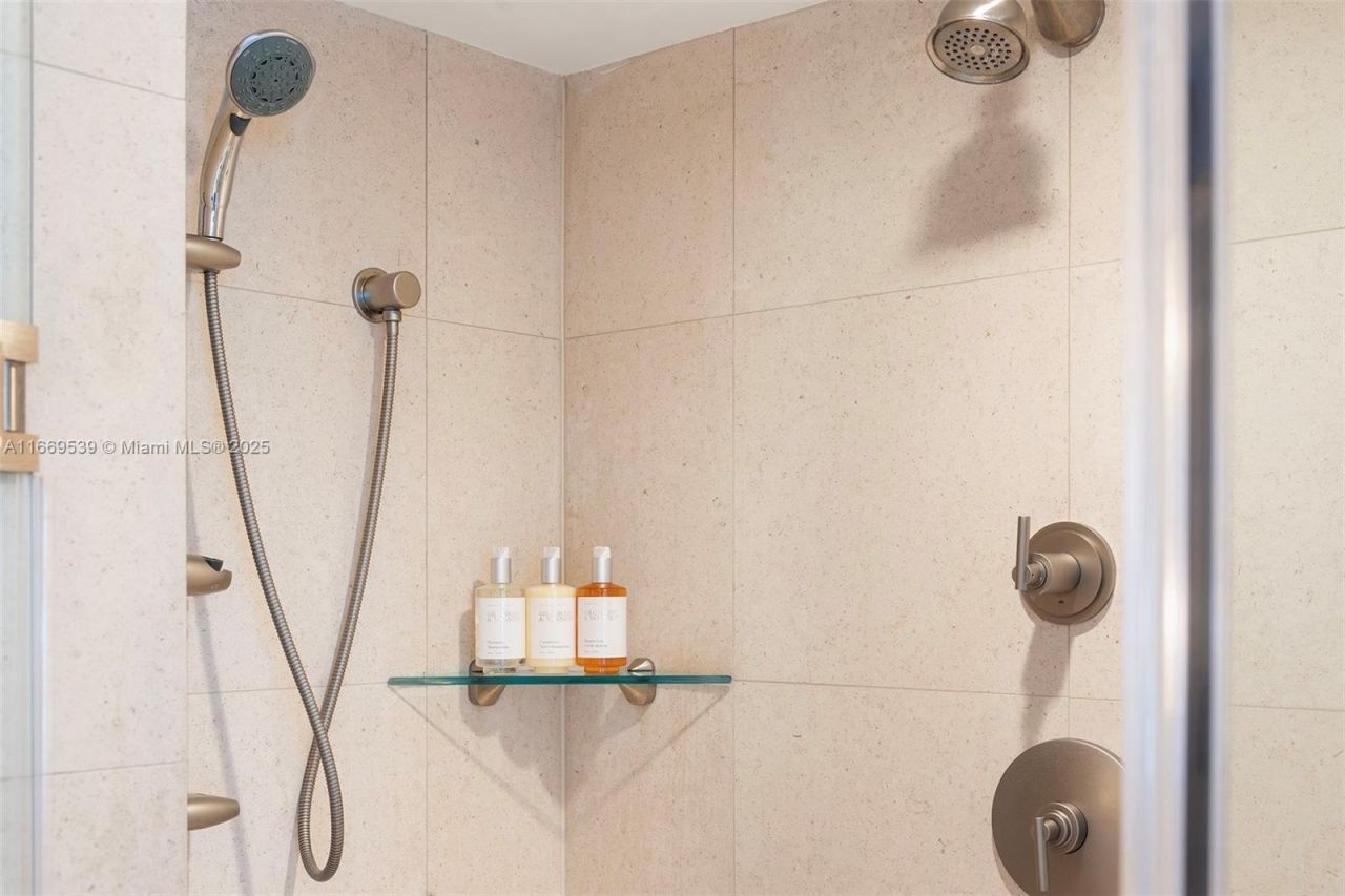 Please Call For Address, Unit 522, Miami Beach, FL 33141 Photo