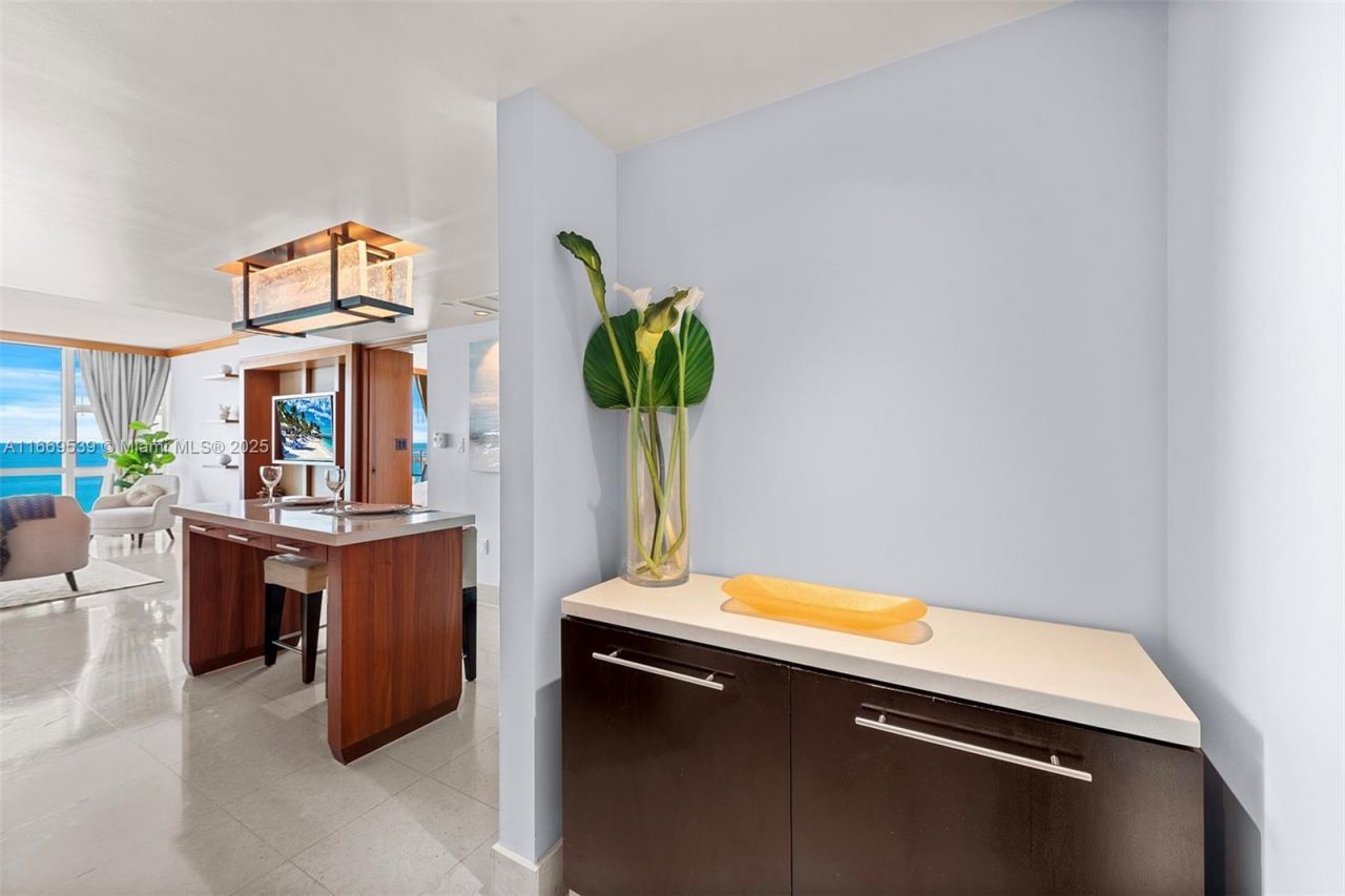 Please Call For Address, Unit 522, Miami Beach, FL 33141 Photo