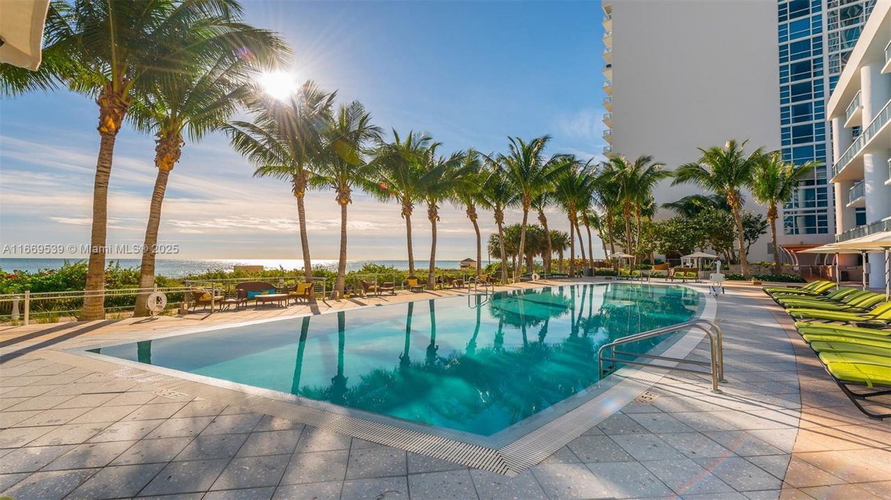 Please Call For Address, Unit 522, Miami Beach, FL 33141 Photo