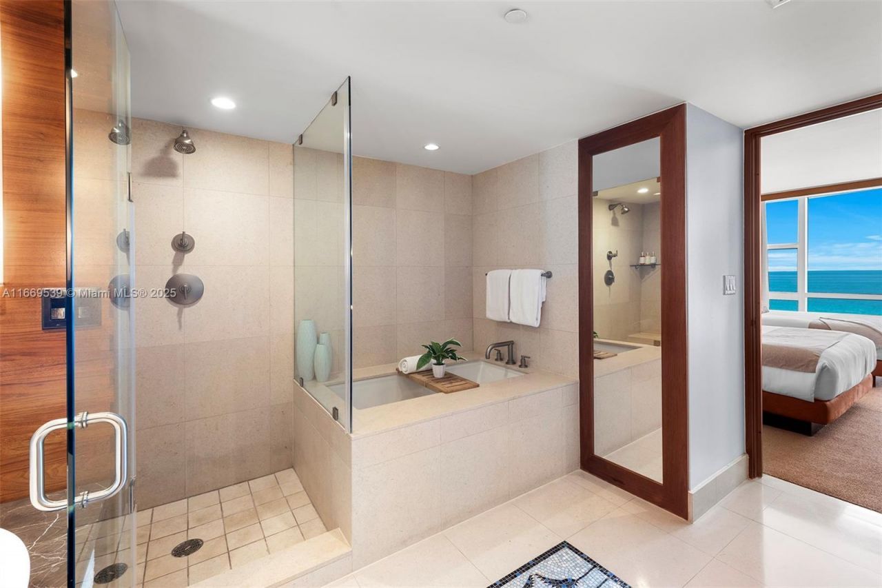 Please Call For Address, Unit 522, Miami Beach, FL 33141 Photo