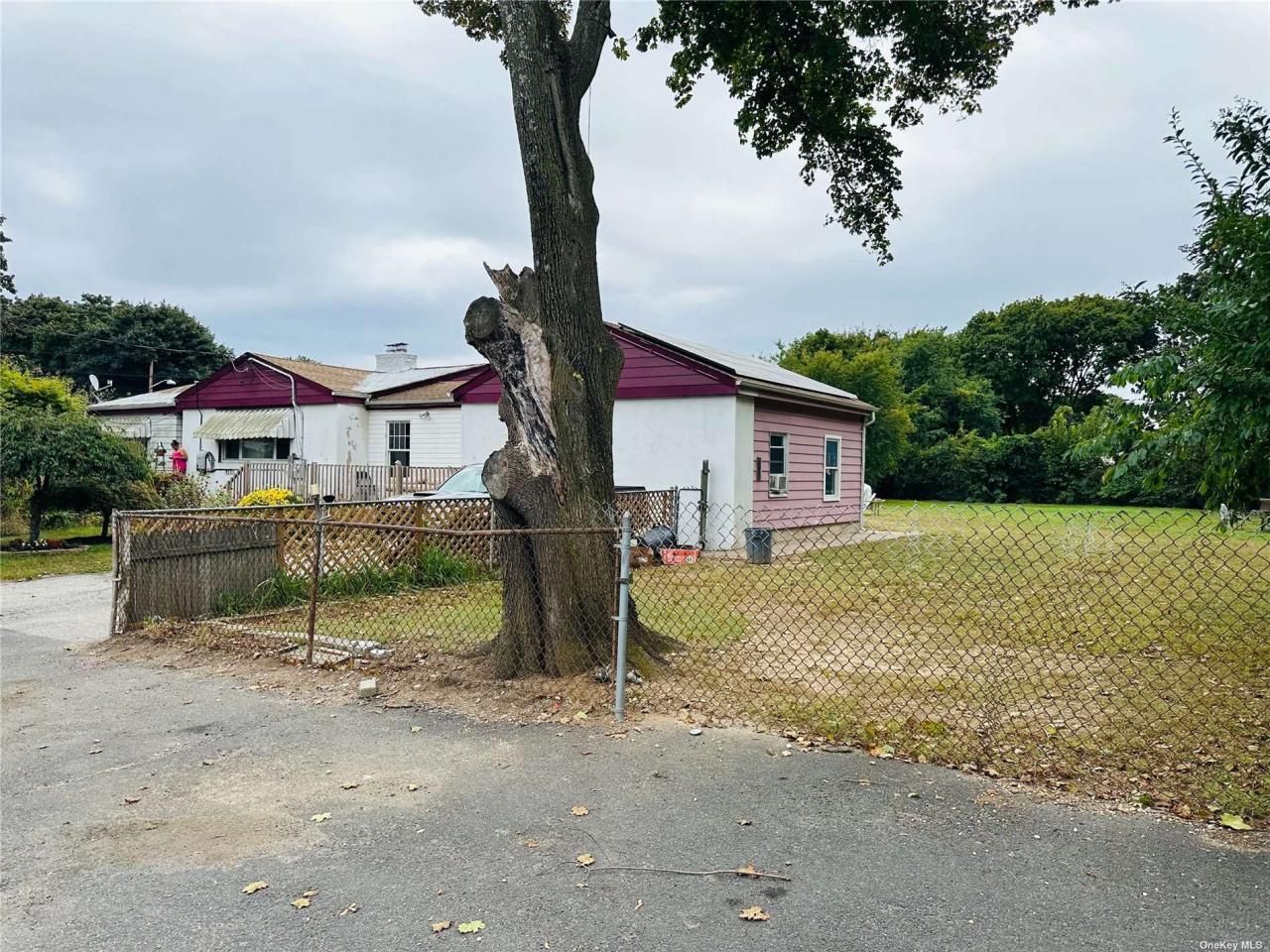 110 Brightside Avenue, Central Islip, NY 11722 Main Photo
