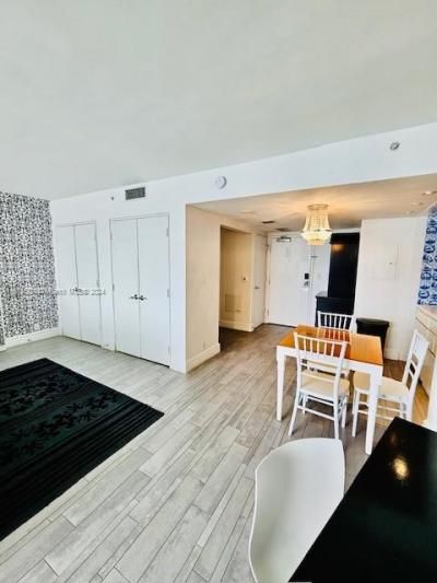 1100 West Ave, Unit 908, Miami Beach, FL 33139 Photo