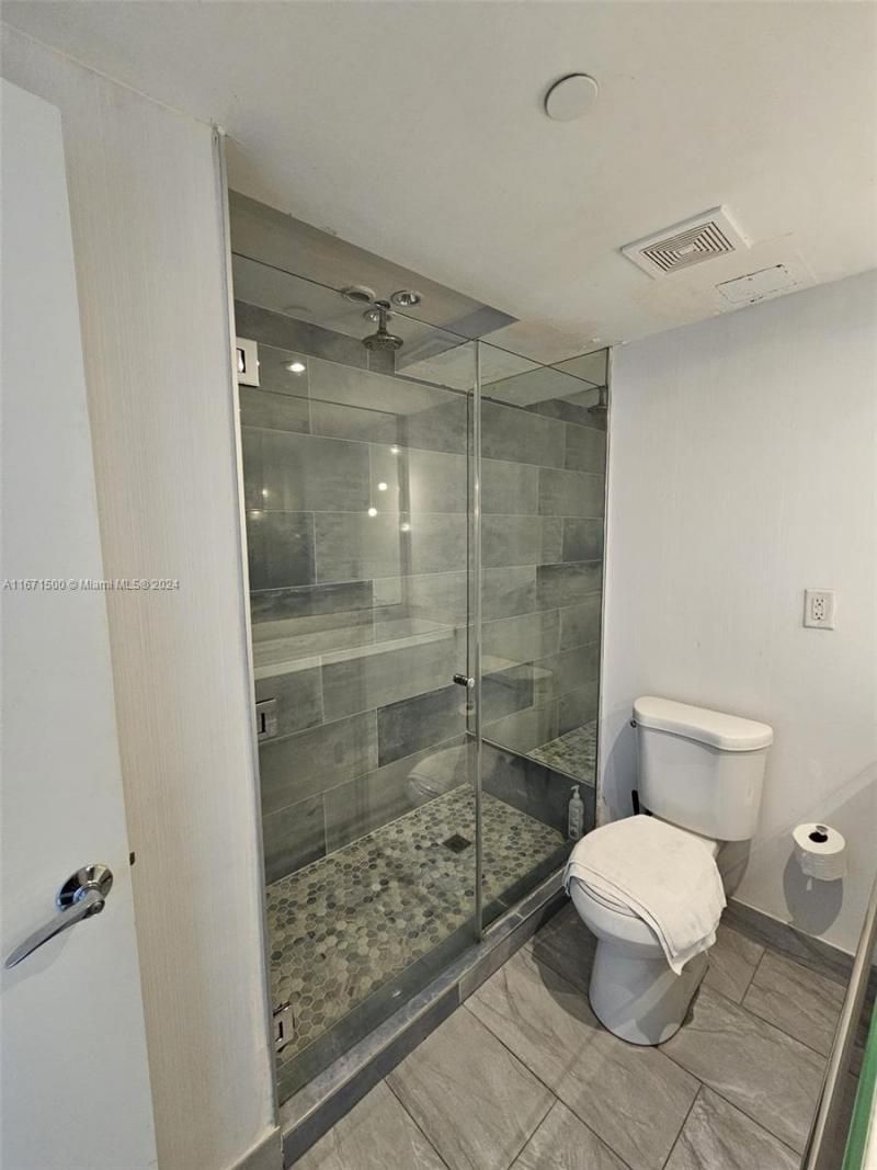 1100 West Ave, Unit 908, Miami Beach, FL 33139 Photo
