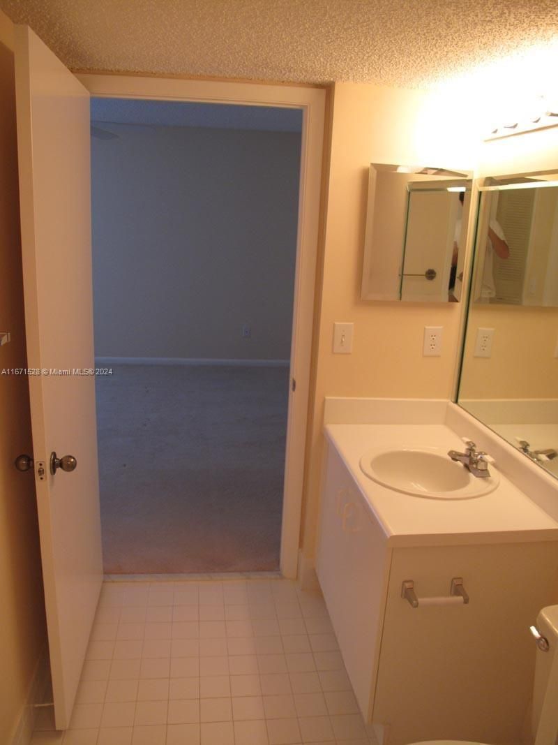 9511 Weldon Cir, Unit G402, Tamarac, FL 33321 Photo