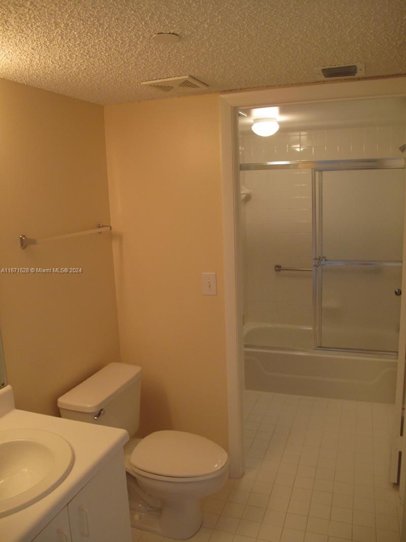 9511 Weldon Cir, Unit G402, Tamarac, FL 33321 Photo