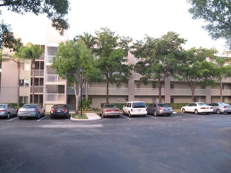9511 Weldon Cir, Unit G402, Tamarac, FL 33321 Photo