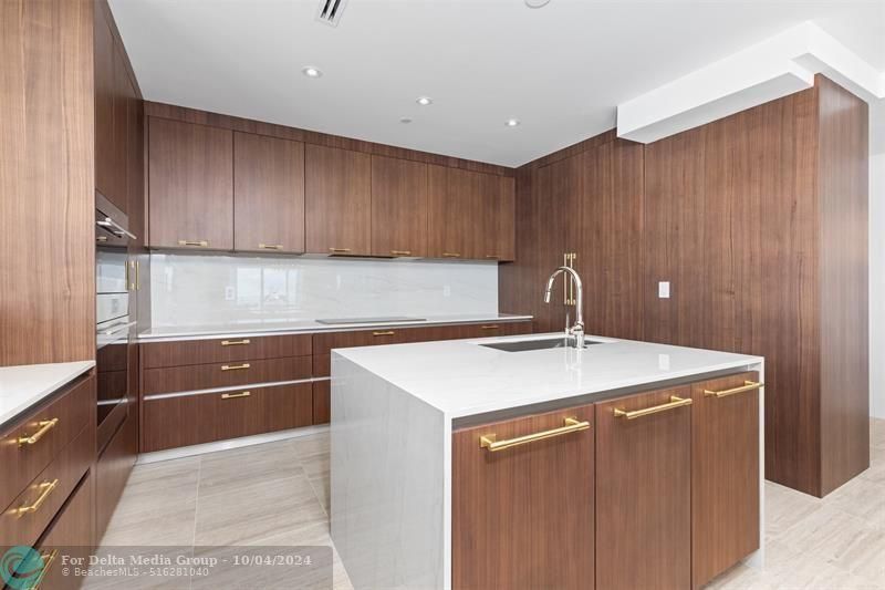 525 N Fort Lauderdale Beach Blvd, Unit 2201, Fort Lauderdale, FL 33304 Photo