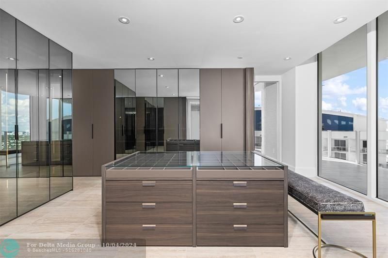 525 N Fort Lauderdale Beach Blvd, Unit 2201, Fort Lauderdale, FL 33304 Photo