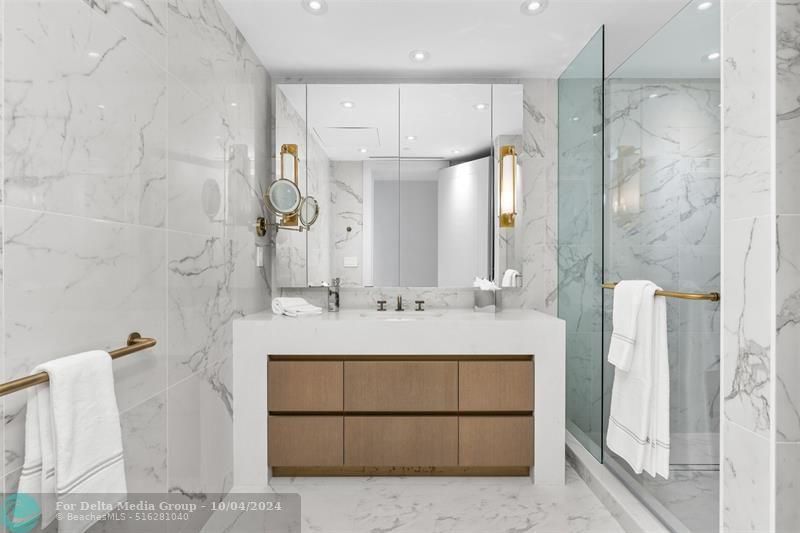 525 N Fort Lauderdale Beach Blvd, Unit 2201, Fort Lauderdale, FL 33304 Photo