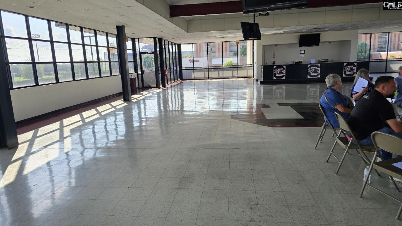 1200 Bluff Road Photo 16