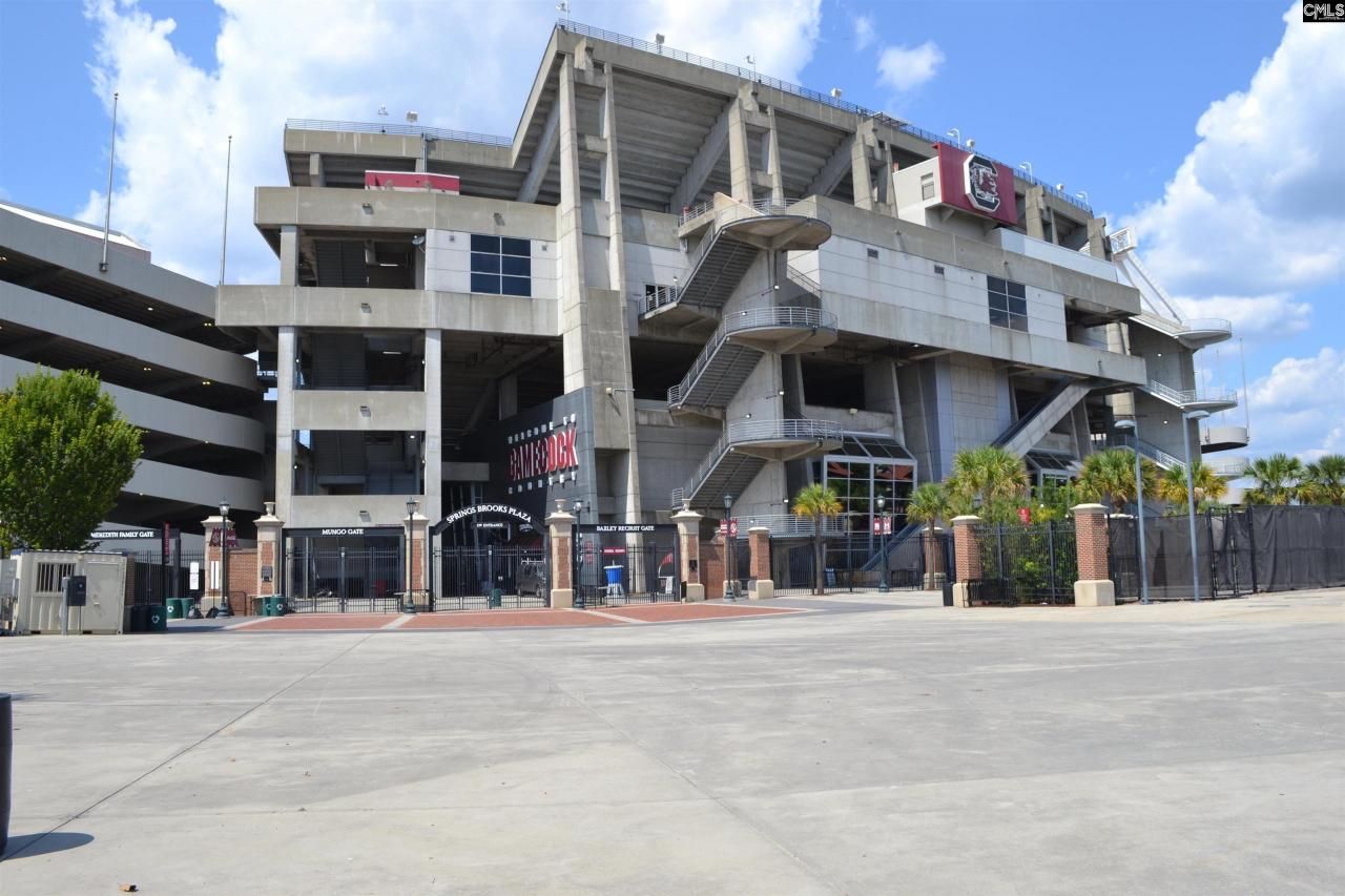 1200 Bluff Road Photo 5