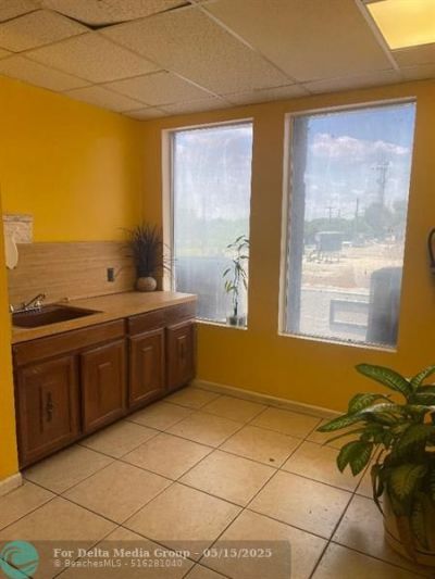 1075 Sunset Strip, Sunrise, FL 33313 Photo