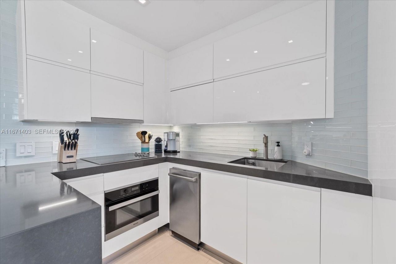 15713 Fisher Island Dr, Unit 15713, Miami Beach, FL 33109 Photo