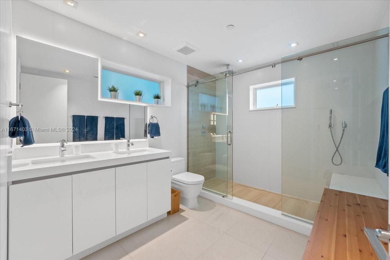 15713 Fisher Island Dr, Unit 15713, Miami Beach, FL 33109 Photo