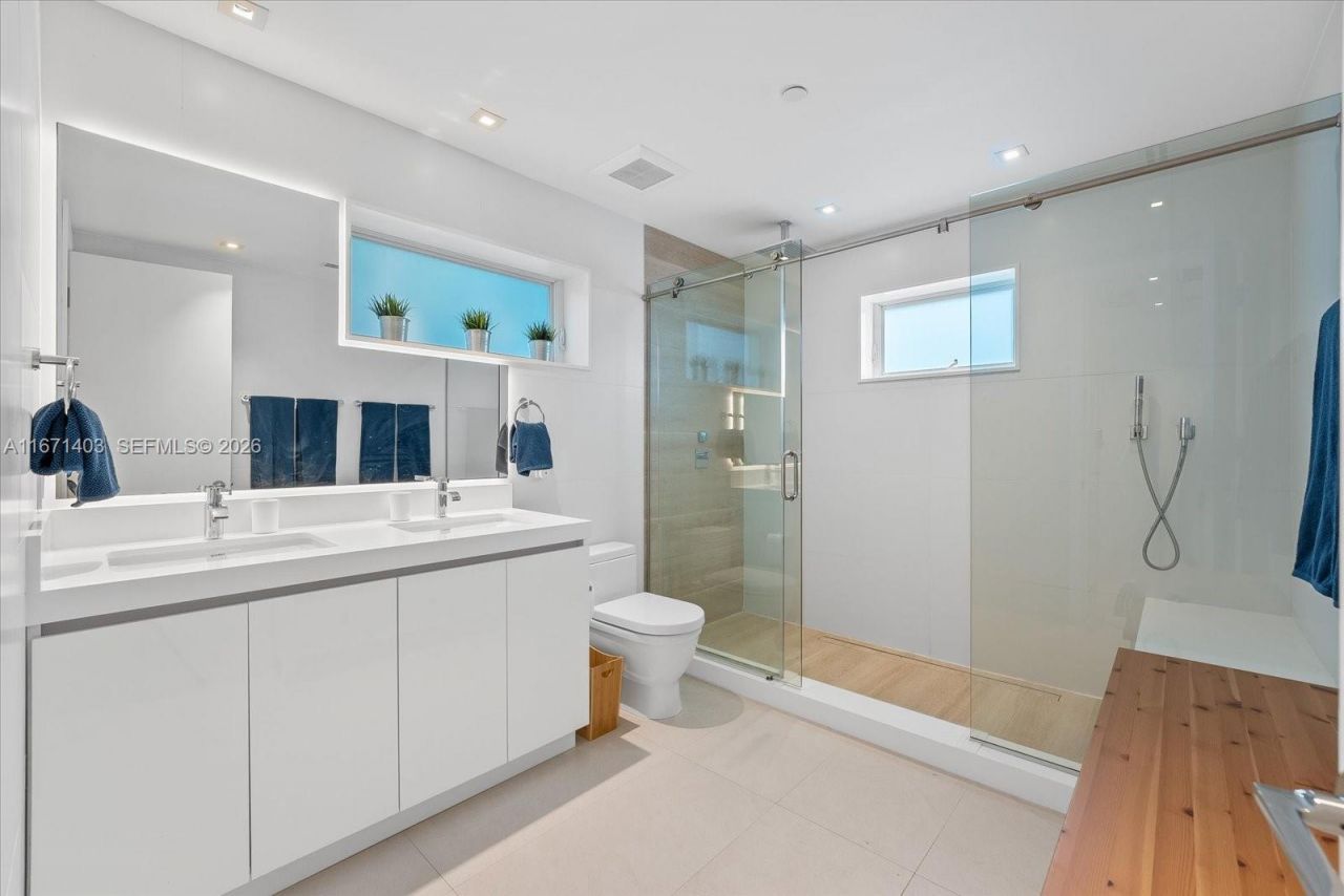 15713 Fisher Island Dr, Unit 15713, Miami Beach, FL 33109 Photo