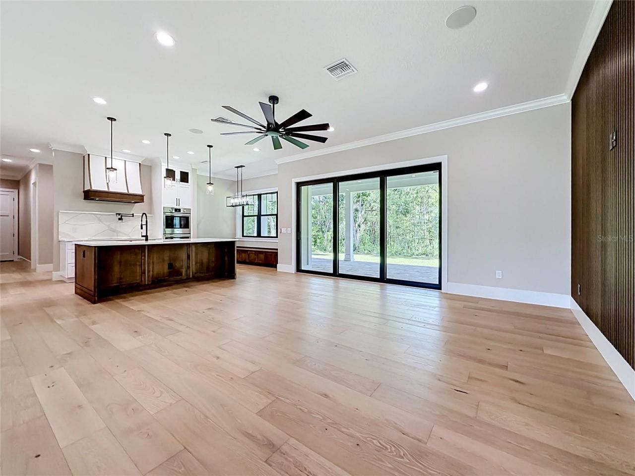 405 Long And Winding Road, Howey in the Hills, FL 34737 Photo