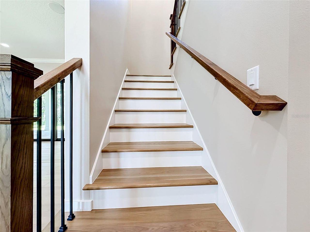 405 Long And Winding Road, Howey in the Hills, FL 34737 Photo