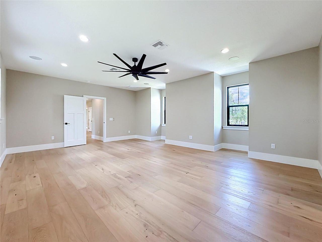 405 Long And Winding Road, Howey in the Hills, FL 34737 Photo