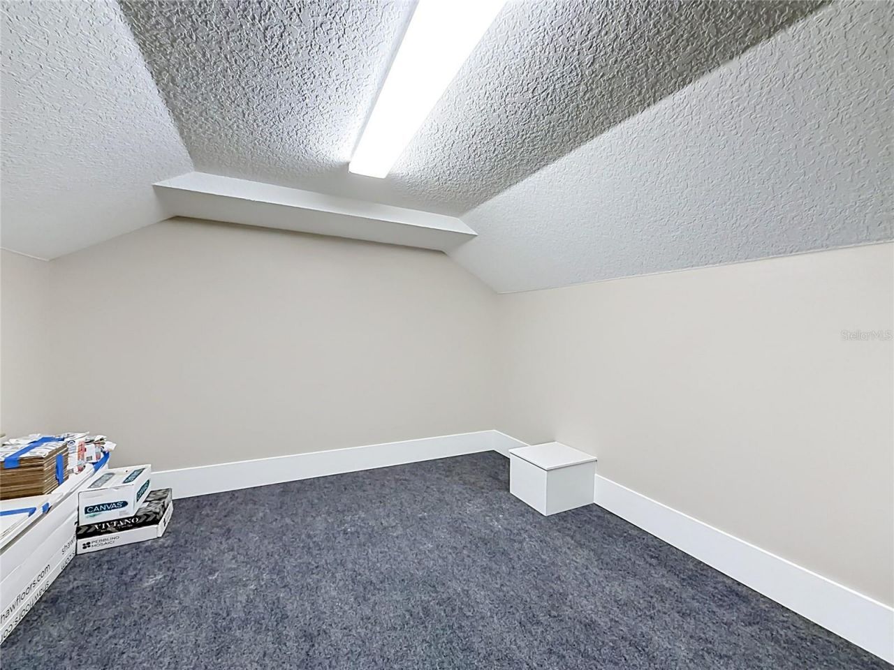 405 Long And Winding Road, Howey in the Hills, FL 34737 Photo