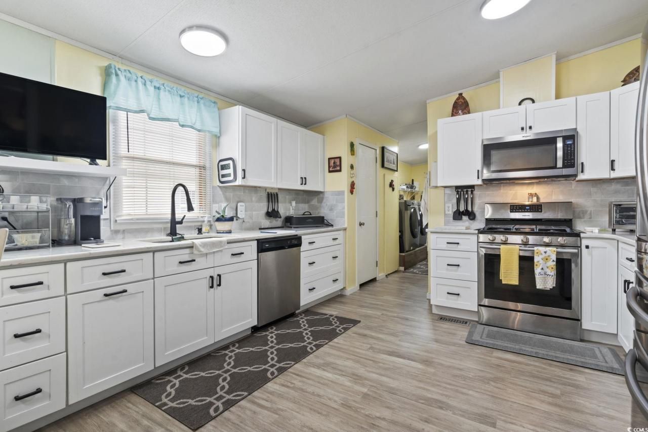 494 Folly Estates Dr. Photo 10