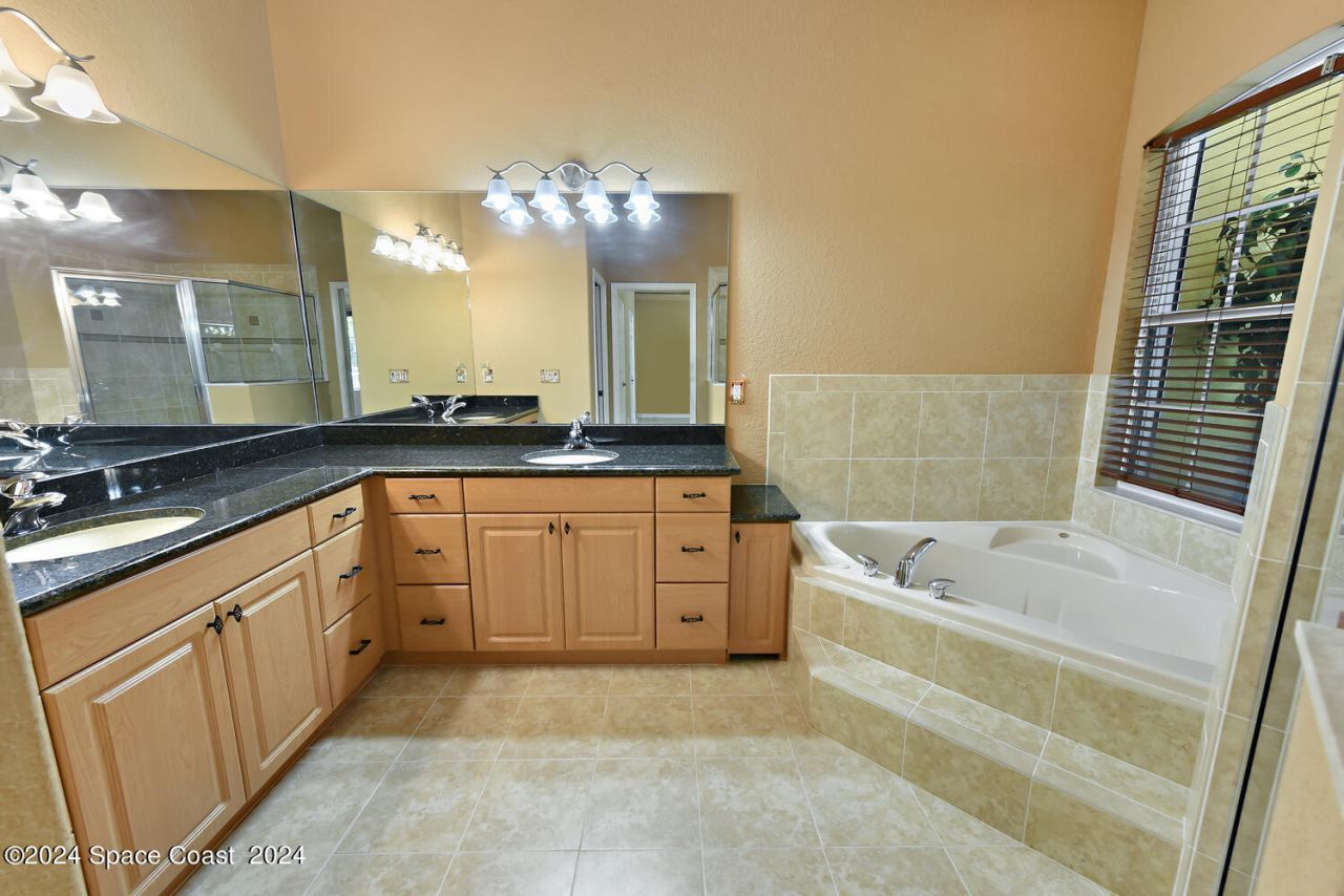 8053 S Indian River Drive, Fort Pierce, FL 34982 Photo
