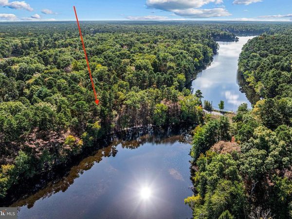 100 HINCHMAN ROAD, MEDFORD, NJ 08055