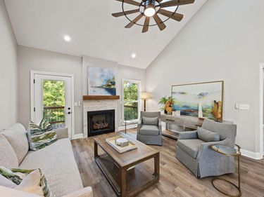 230 Sugartree Lane, Versailles, KY 40383