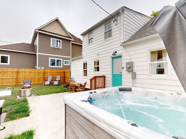 27 Division Street N, Unit airbb, Clara City, MN 56222