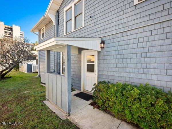 1205 2ND Street S, Unit 1205, Jacksonville Beach, FL 32250