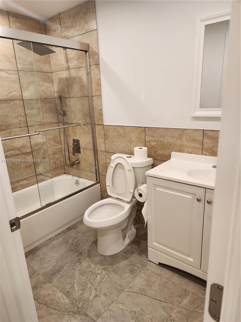 413 SW 10th St, Delray Beach, FL 33444 Photo