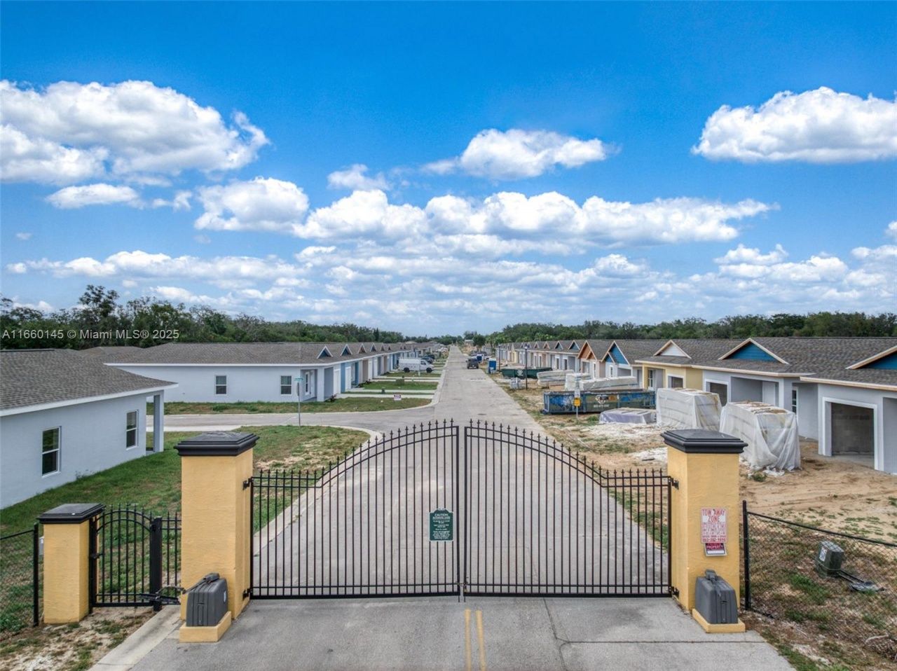 1439 Las Villas Blvd, Sebring, FL 33870 Photo