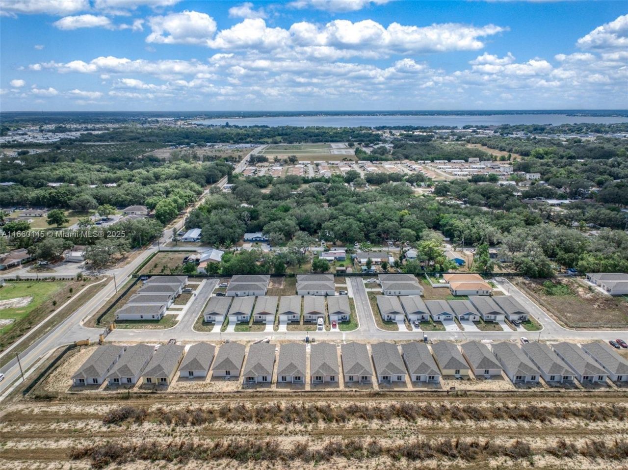 1439 Las Villas Blvd, Sebring, FL 33870 Photo