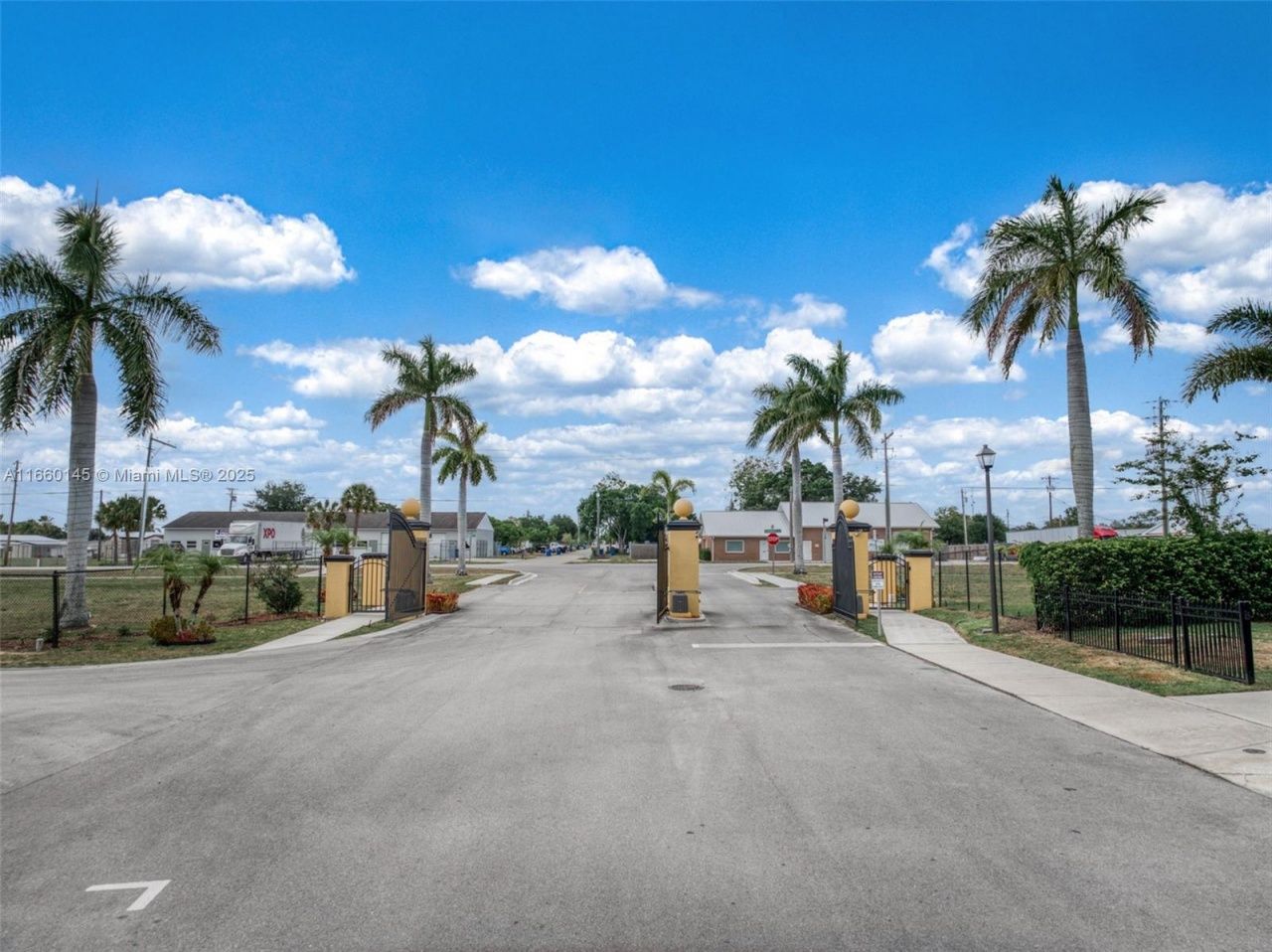 1439 Las Villas Blvd, Sebring, FL 33870 Photo
