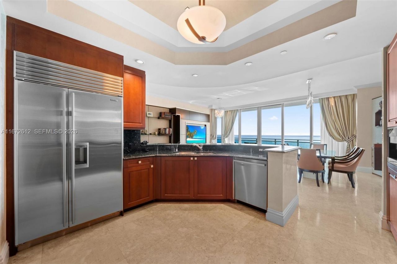 10295 Collins Ave, Unit 1605, Bal Harbour, FL 33154 Photo