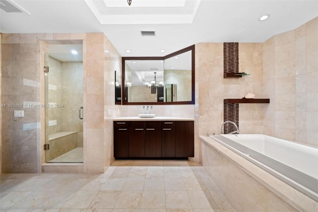 10295 Collins Ave, Unit 1605, Bal Harbour, FL 33154 Photo